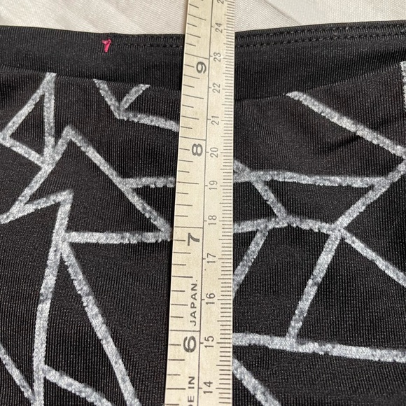 Victoria’s Secret The Ultimate tight leggings. Size S. - Picture 9 of 10